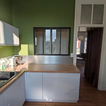 Apartment Lumineux Refait A Neuf, Coeur De