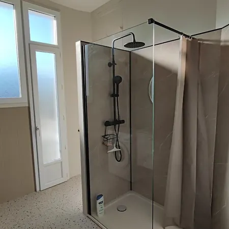 Lumineux Refait A Neuf, Coeur De Apartment Vichy