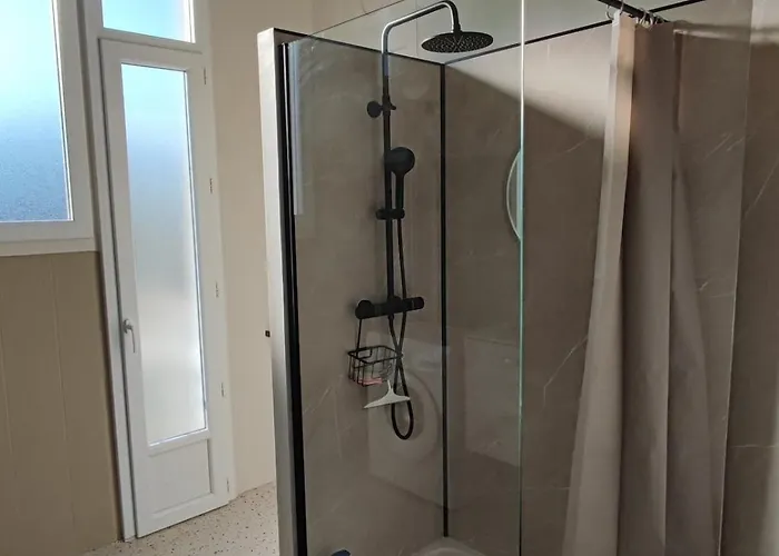 Lumineux Refait A Neuf, Coeur De Apartamento Vichy